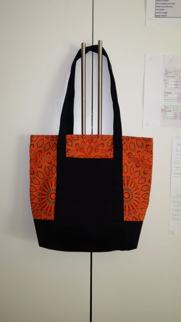Seshoeshoe Tote Bag - Bold Couture